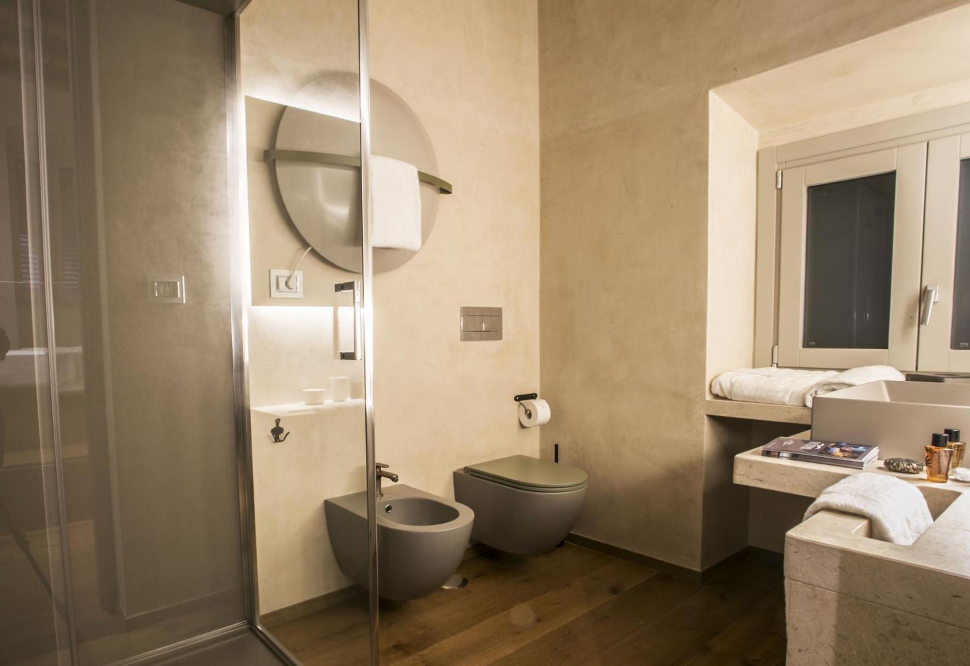 Edward Rooms & Wellness B&B Trani Oda fotoğraf